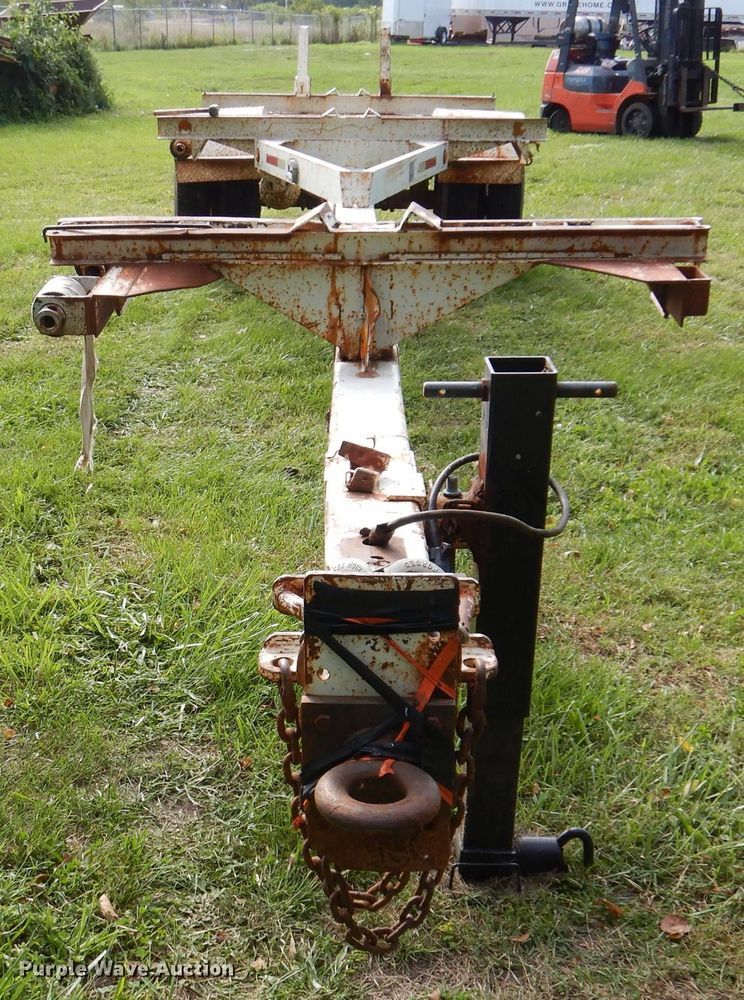 image for item KW9510 1992 Butler EW2850  pole trailer