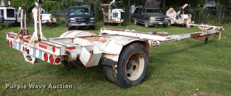 image for item KW9510 1992 Butler EW2850  pole trailer