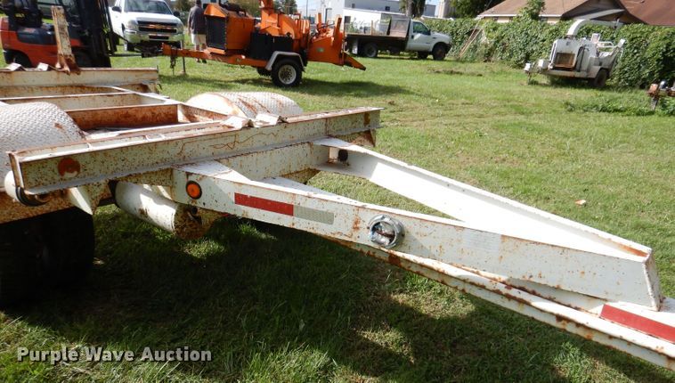 image for item KW9510 1992 Butler EW2850  pole trailer