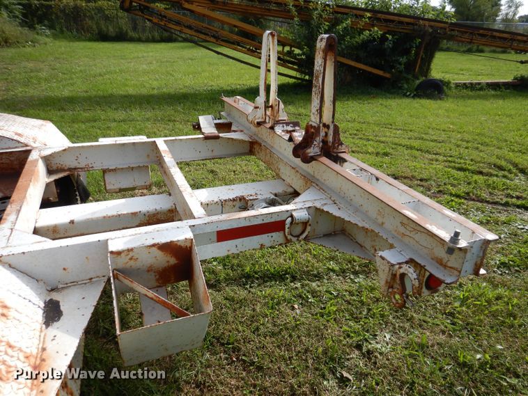 image for item KW9510 1992 Butler EW2850  pole trailer