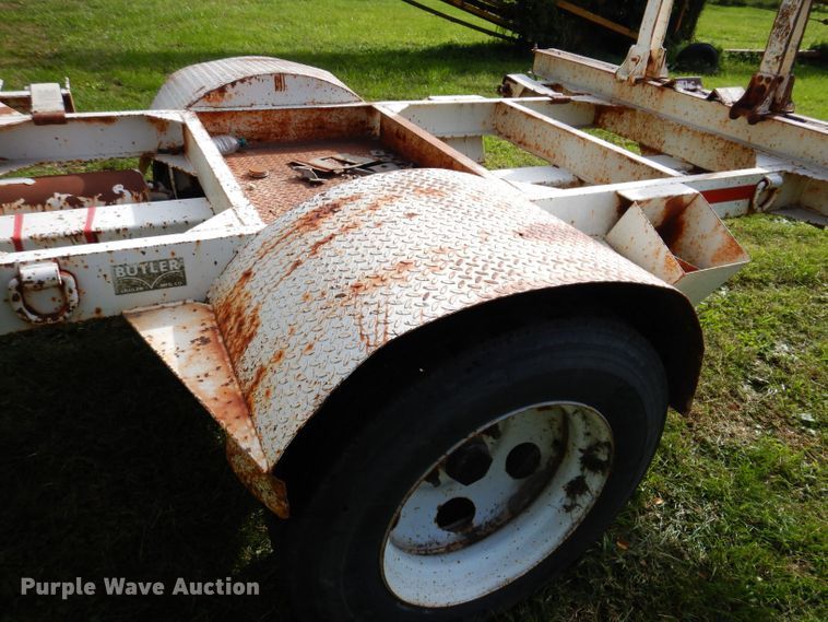 image for item KW9510 1992 Butler EW2850  pole trailer