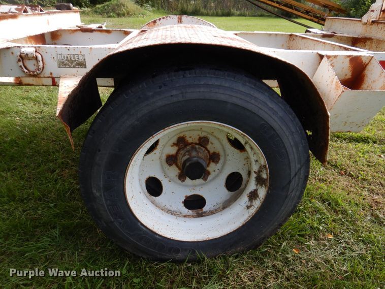 image for item KW9510 1992 Butler EW2850  pole trailer