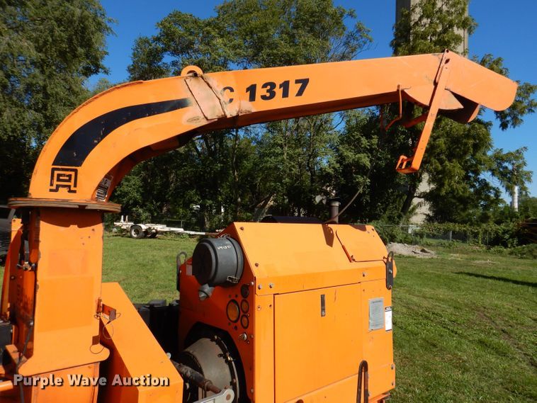 image for item KW9511 2010 Altec DC1317  wood chipper