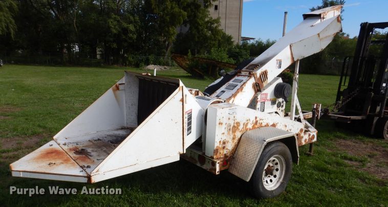 image for item KW9515 Wood Chuck Chipper  wood chipper