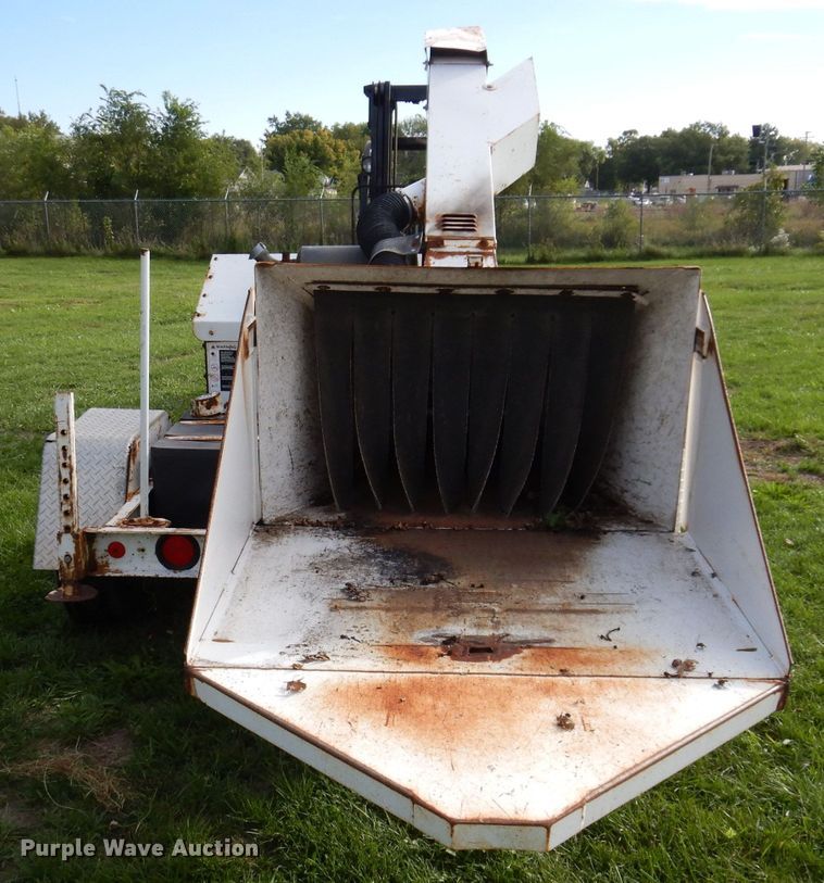 image for item KW9515 Wood Chuck Chipper  wood chipper