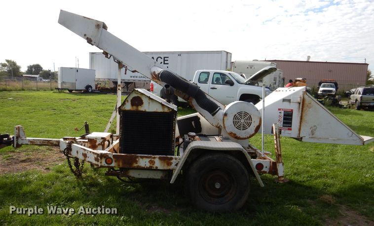 image for item KW9515 Wood Chuck Chipper  wood chipper