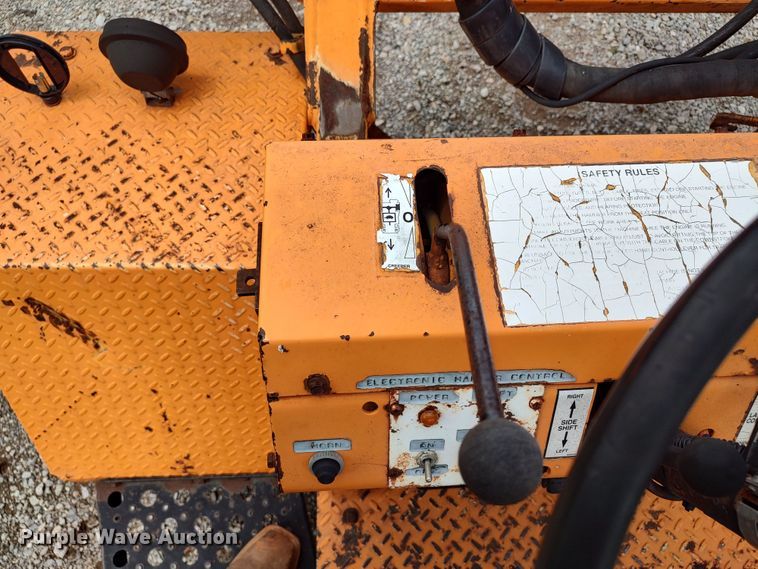 image for item LK9008 2001 Arrow 1350  drop hammer