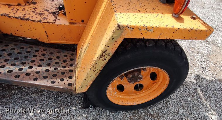 image for item LK9008 2001 Arrow 1350  drop hammer