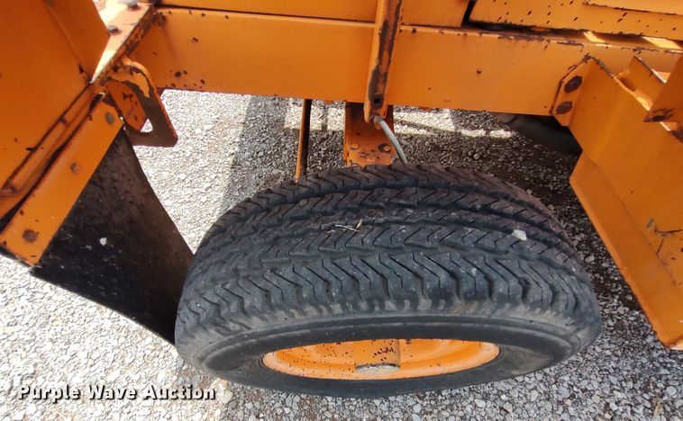 image for item LK9008 2001 Arrow 1350  drop hammer