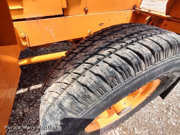 image for item LK9008 2001 Arrow 1350  drop hammer