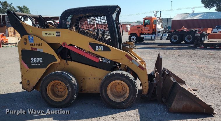 image for item LK9871 2009 Caterpillar 262C  skid steer loader