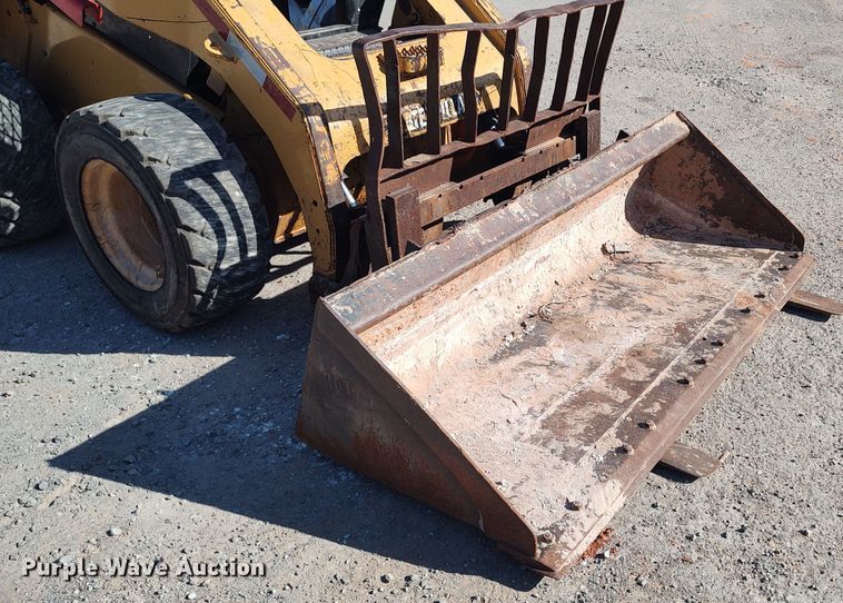image for item LK9871 2009 Caterpillar 262C  skid steer loader
