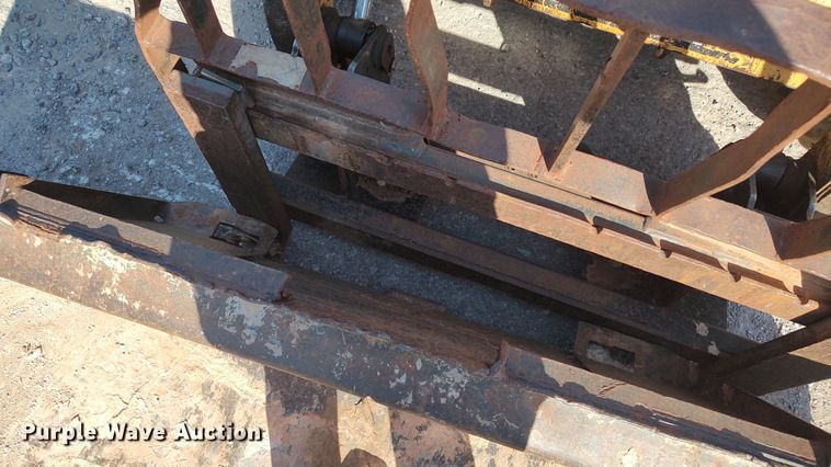 image for item LK9871 2009 Caterpillar 262C  skid steer loader