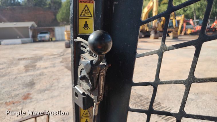 image for item LK9871 2009 Caterpillar 262C  skid steer loader