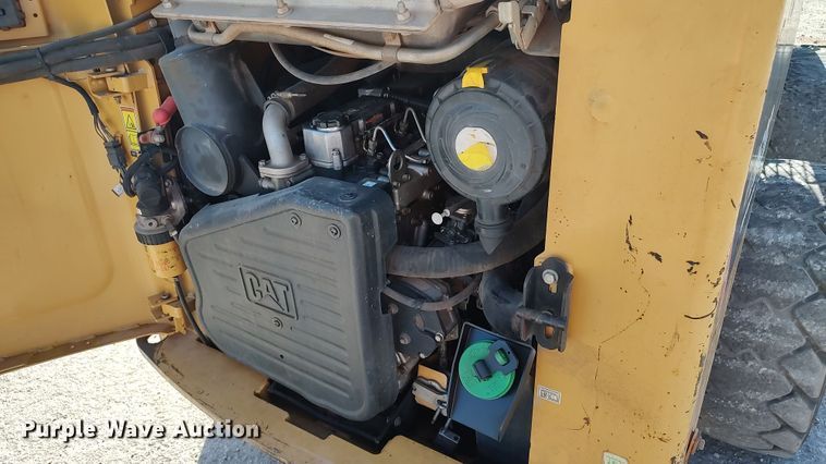 image for item LK9871 2009 Caterpillar 262C  skid steer loader