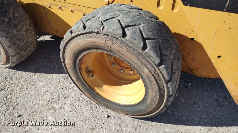 image for item LK9871 2009 Caterpillar 262C  skid steer loader