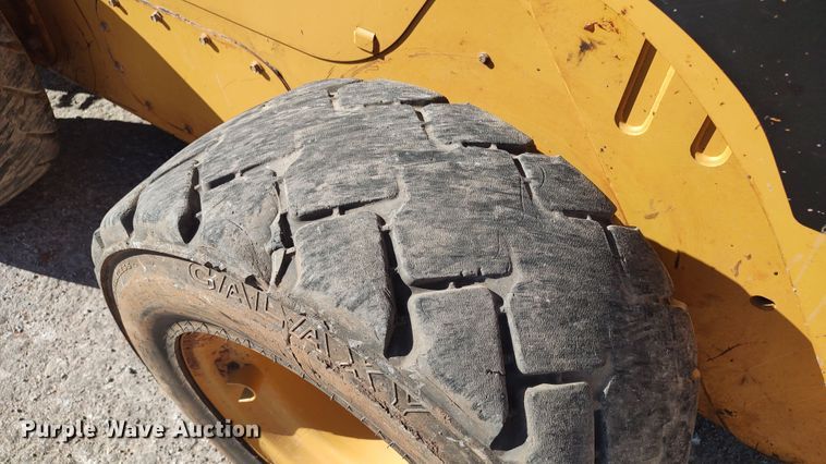 image for item LK9871 2009 Caterpillar 262C  skid steer loader