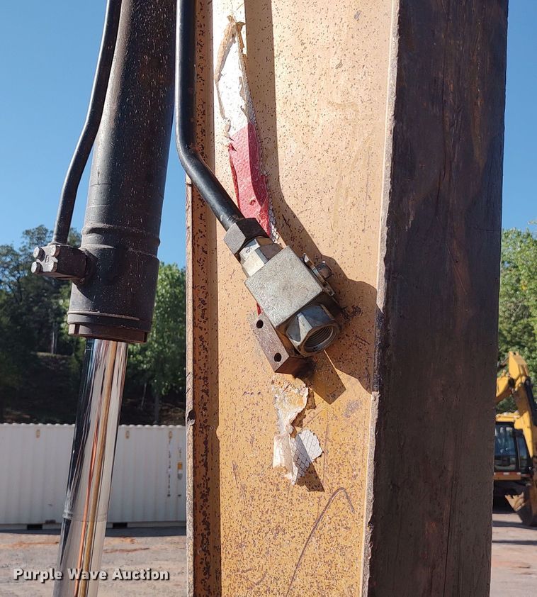 image for item LK9872 2004 Caterpillar 314C LCR  excavator