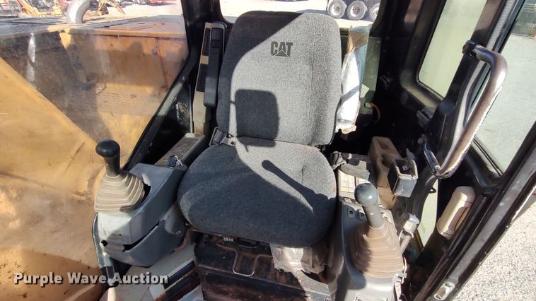 image for item LK9872 2004 Caterpillar 314C LCR  excavator