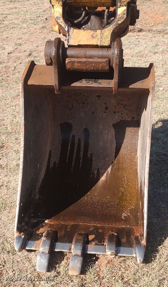 image for item LK9879 2018 Yanmar VIO80-1A  mini excavator