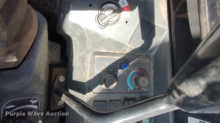 image for item LK9879 2018 Yanmar VIO80-1A  mini excavator