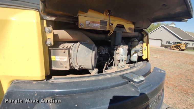 image for item LK9879 2018 Yanmar VIO80-1A  mini excavator