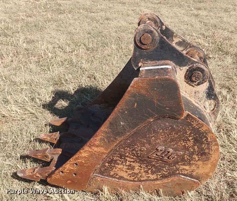 image for item LK9880 TAG  excavator bucket