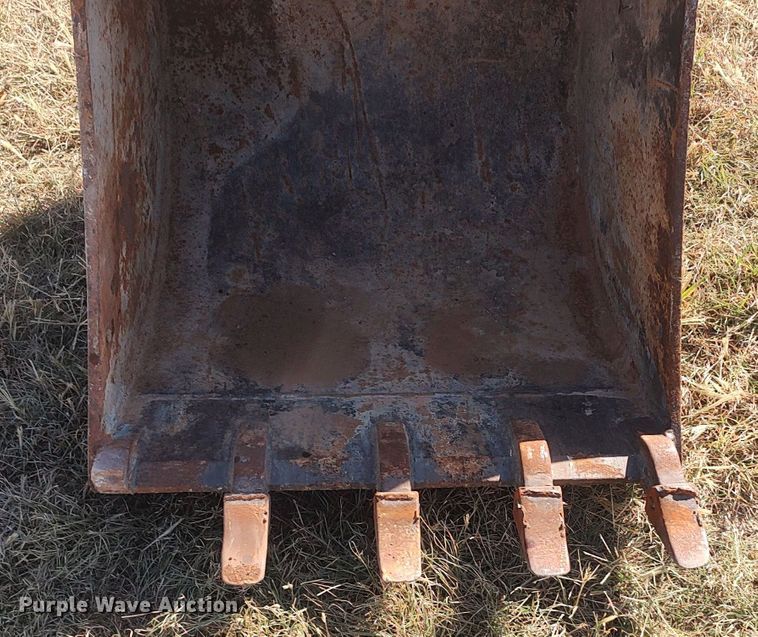 image for item LK9880 TAG  excavator bucket