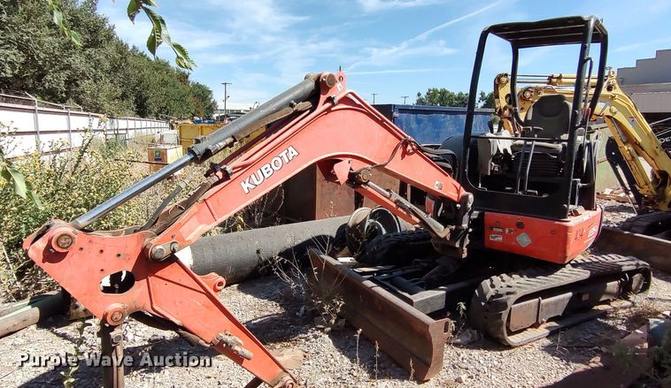 image for item LK9885 2014 Kubota U35-4  mini excavator