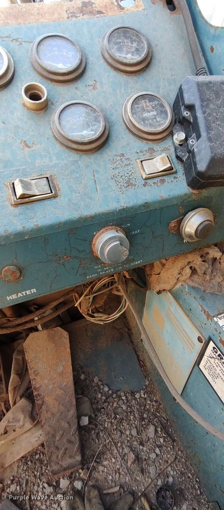 image for item LK9886 1996 Gradall 534C  telehandler