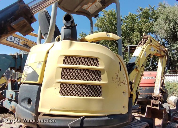 image for item LK9887 2012 Yanmar ViO35-5B  mini excavator