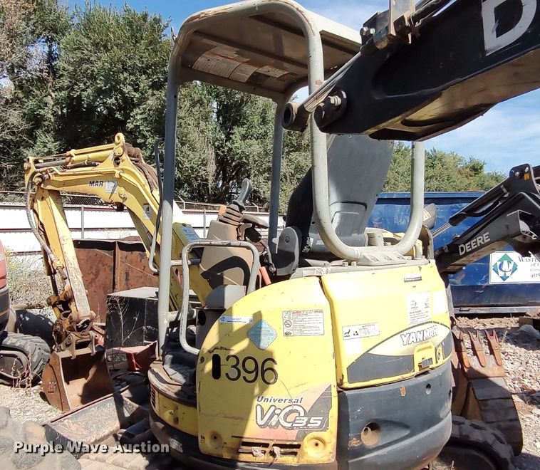image for item LK9887 2012 Yanmar ViO35-5B  mini excavator