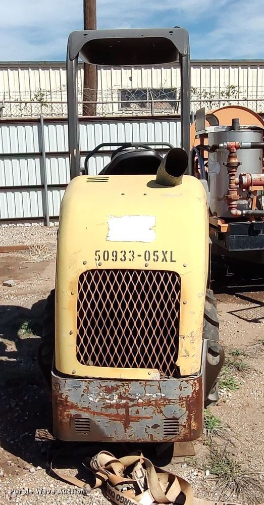 image for item LK9889 2010 Volvo SD25D  single drum roller