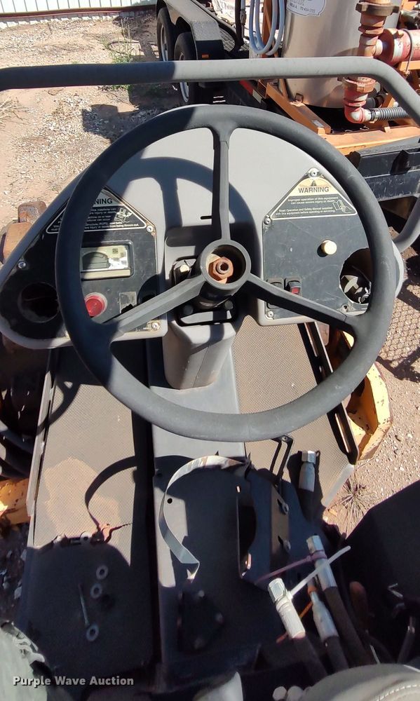 image for item LK9889 2010 Volvo SD25D  single drum roller