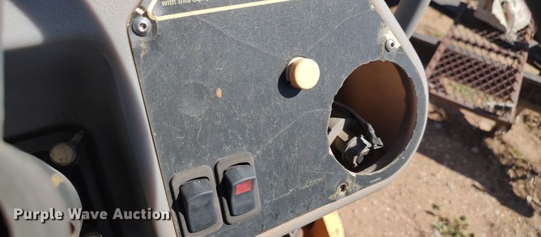 image for item LK9889 2010 Volvo SD25D  single drum roller