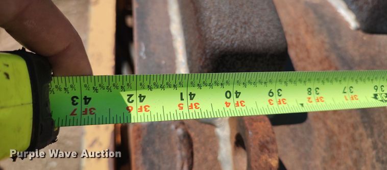 image for item LK9889 2010 Volvo SD25D  single drum roller