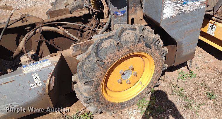 image for item LK9889 2010 Volvo SD25D  single drum roller