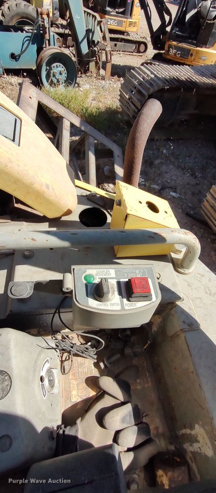 image for item LK9890 2011 Yanmar ViO35-5B  mini excavator