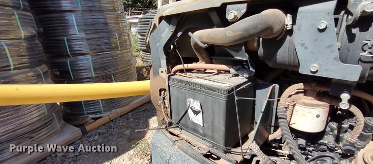 image for item LK9890 2011 Yanmar ViO35-5B  mini excavator