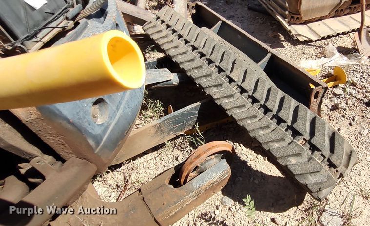 image for item LK9890 2011 Yanmar ViO35-5B  mini excavator