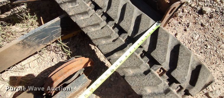 image for item LK9890 2011 Yanmar ViO35-5B  mini excavator