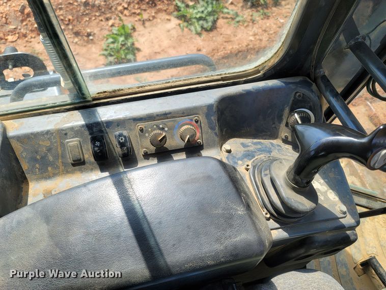 image for item LM9719 2012 John Deere 650K LGP  dozer