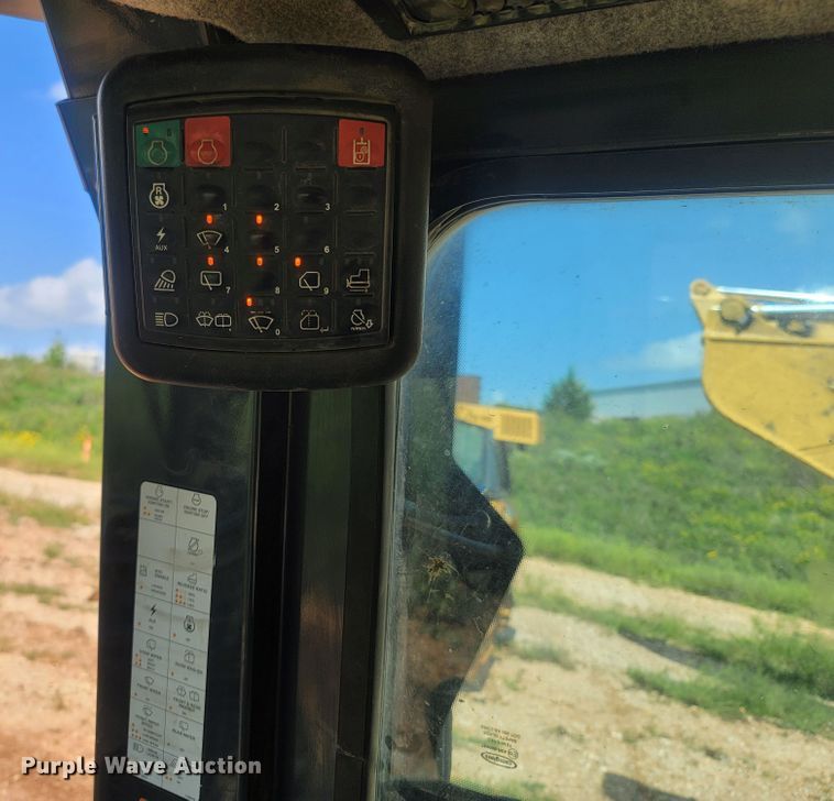 image for item LM9719 2012 John Deere 650K LGP  dozer