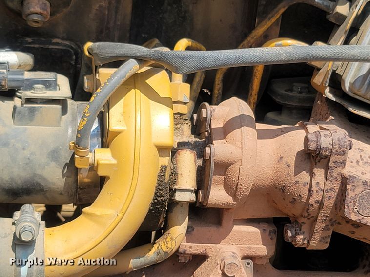 image for item LM9719 2012 John Deere 650K LGP  dozer