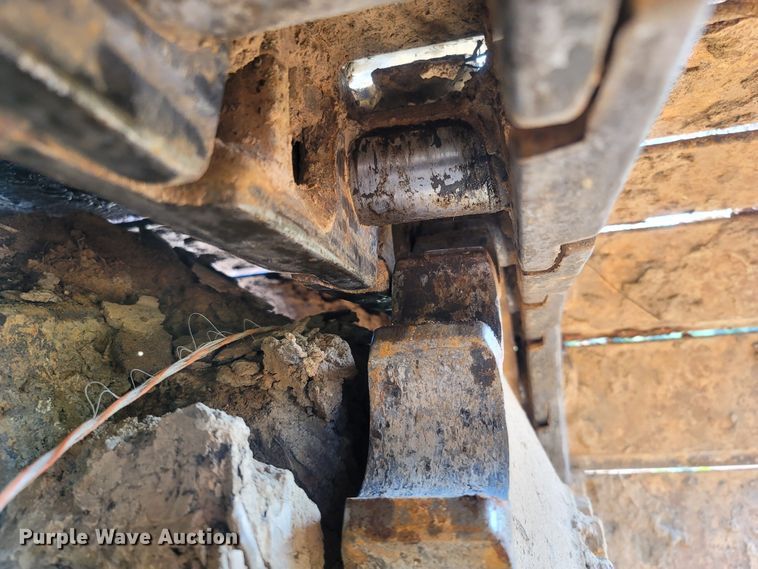 image for item LM9719 2012 John Deere 650K LGP  dozer