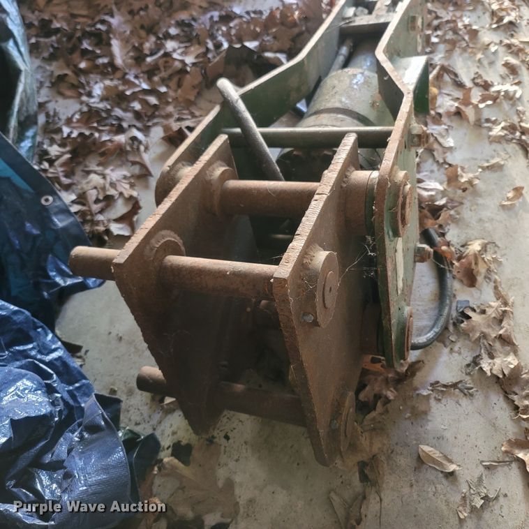 image for item LM9748 2007 Dynatec S1B1200  breaker