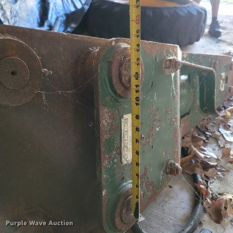 image for item LM9748 2007 Dynatec S1B1200  breaker