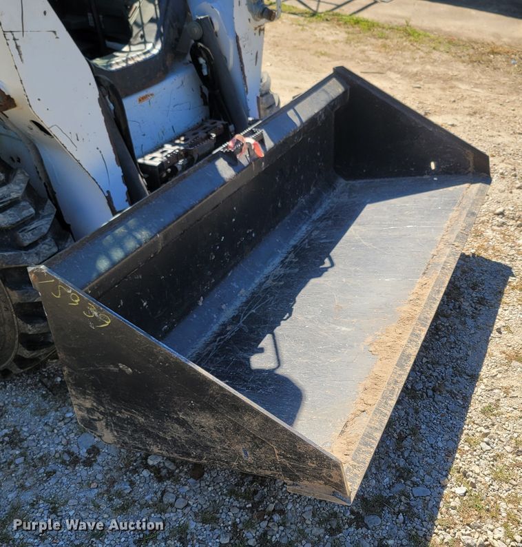 image for item LM9750 2015 Bobcat S590  skid steer loader