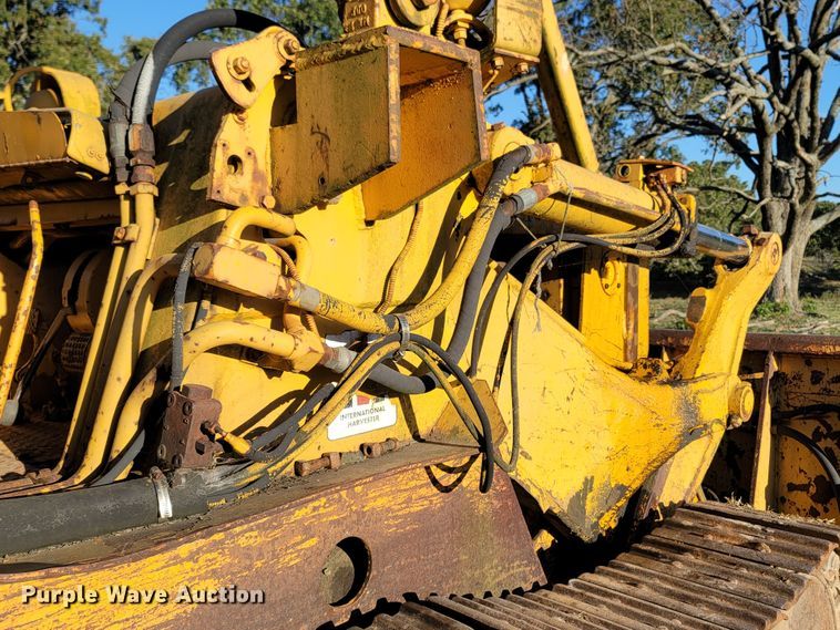 image for item LN9588 1971 International Harvester 175B  track loader