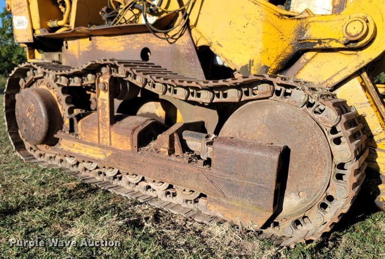 image for item LN9588 1971 International Harvester 175B  track loader